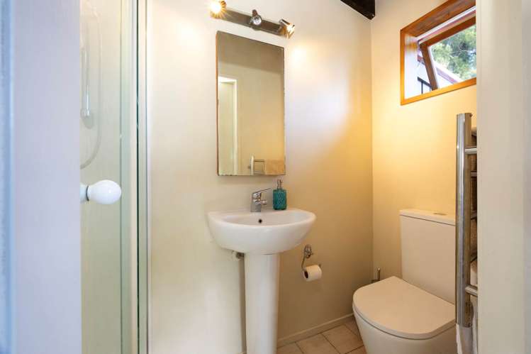 36 Tainui Road Titirangi_19