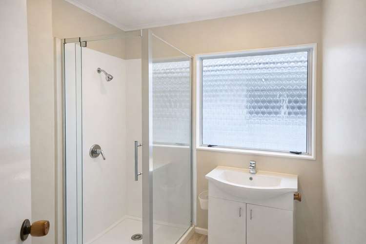 26 Plunket Avenue Petone_5