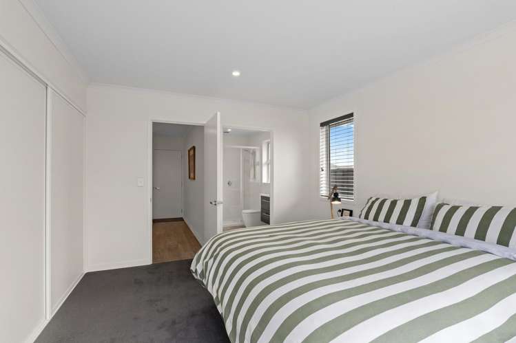 24 Cressy Place Darfield_13