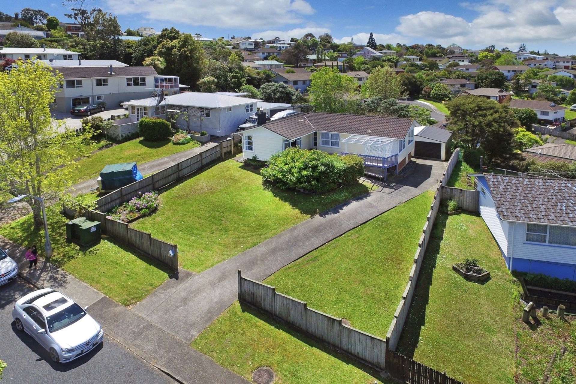 28 Cheval Drive Totara Vale_0