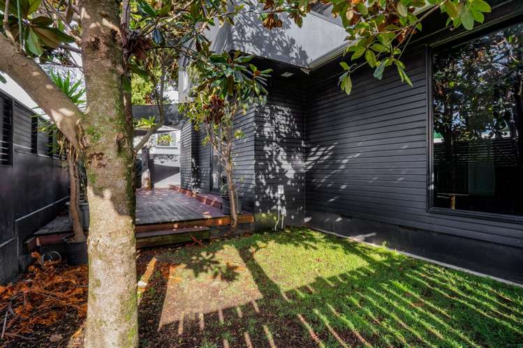 16 Weymouth Street New Plymouth Central_26