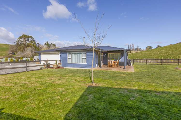 102a Racecourse Road Waipawa_17