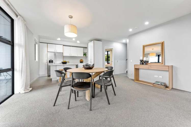 1/176 McLeod Road Te Atatu South_4