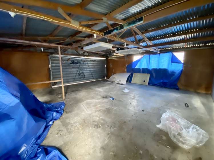 35 Archibald Road Kelston_13