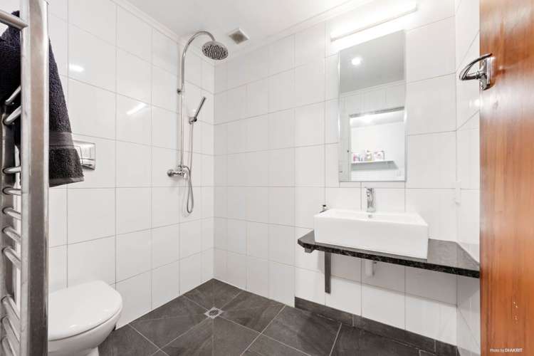 52 Sturges Road Henderson_14