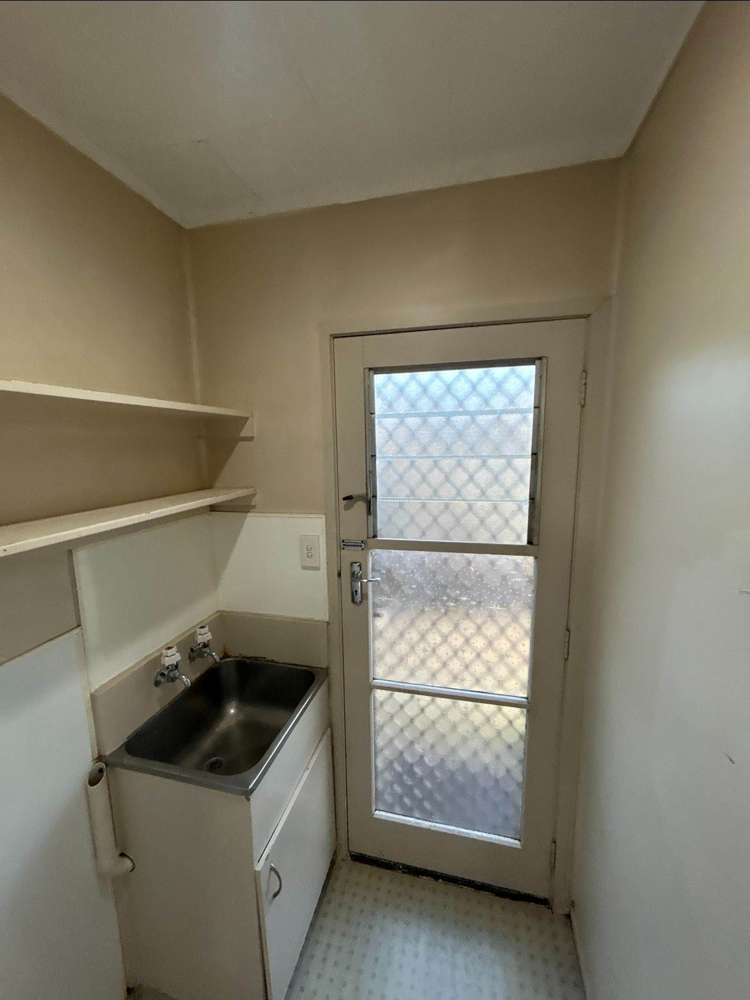 2/102 Coronation Road Papatoetoe_3