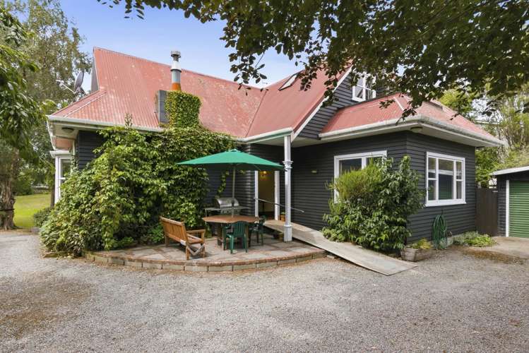 3-5 Rewa Road Raumati Beach_2