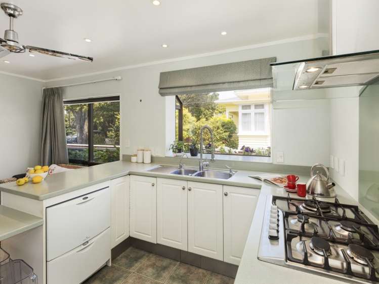 75a Totara Crescent Woburn_5