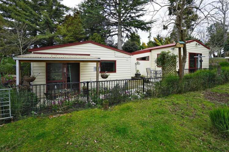 10 Robertson Road Whatawhata_2