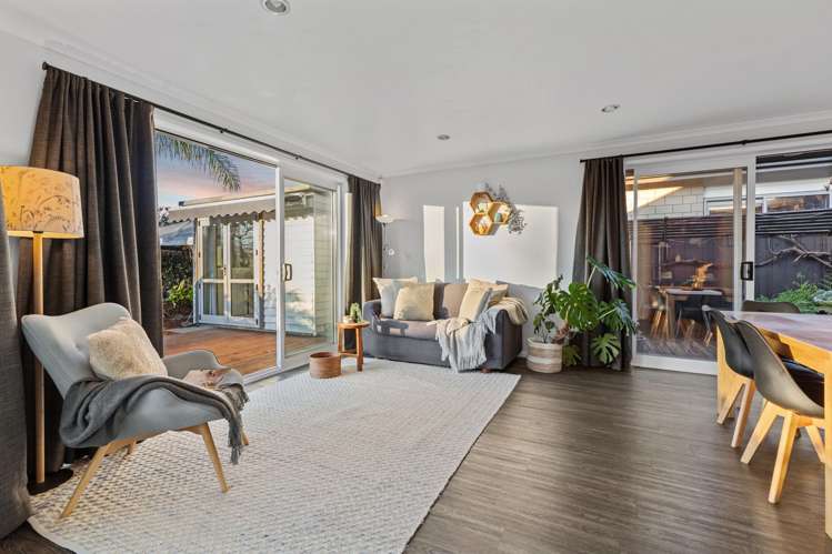 9 Bracken Mews Pyes Pa_5