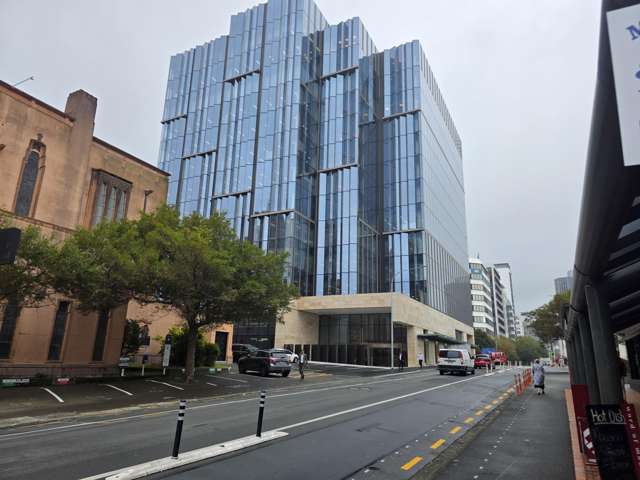 For Lease – Premium Full Floor Office