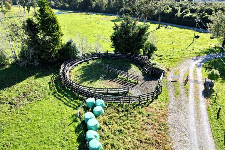 200 Golf Links Road Kaiata_20