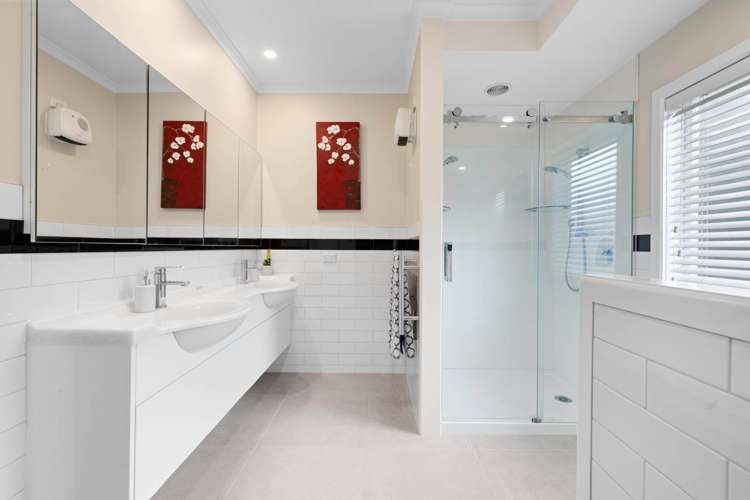 77 Point View Drive East Tamaki Heights_15