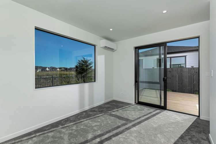 35 Matahae Crescent Wainui_17