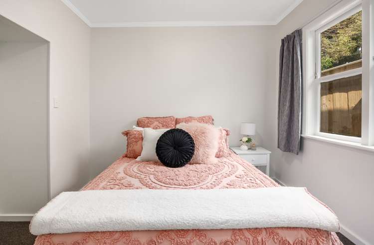 20 Jocelyn Crescent Pinehaven_12