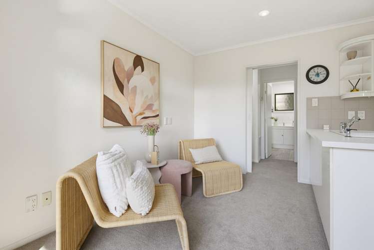 21 Caesars Place Churton Park_10