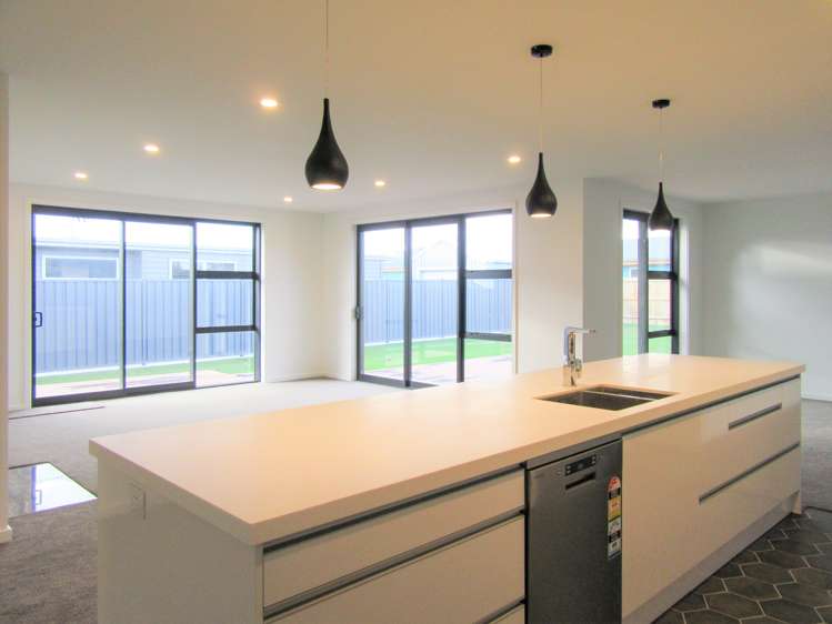 7 Fortis Place Lytton West_2