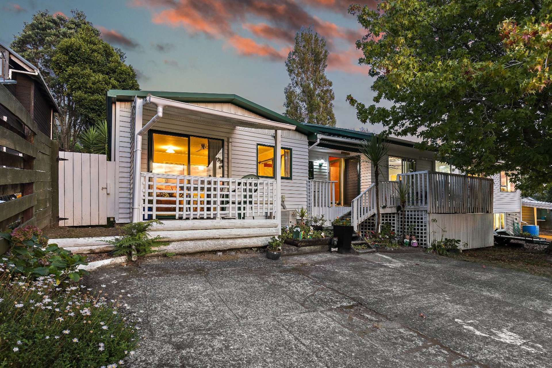 46b Captain Scott Road Glen Eden_0