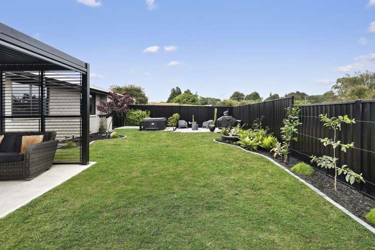 10 Tari Road Pukeatua_18