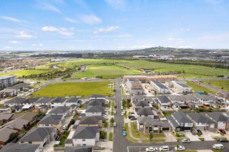 19 Quattro Avenue Flat Bush_25