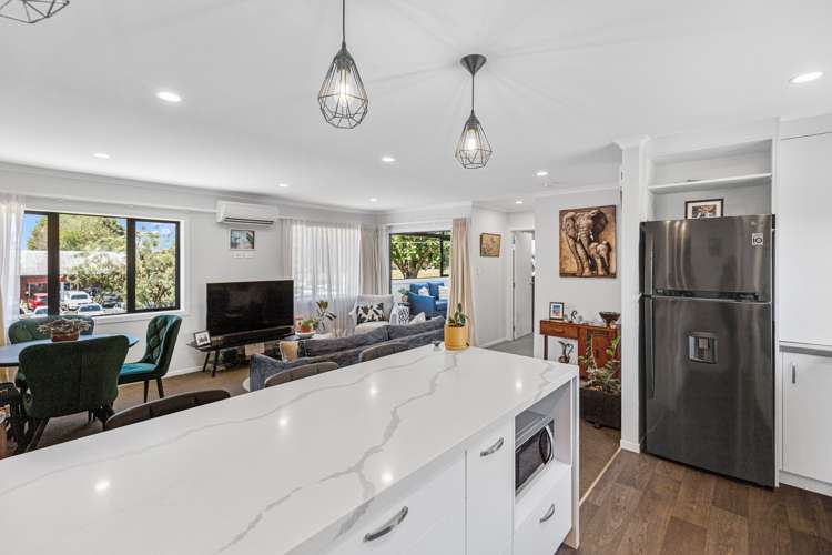 2/15 Cook Street Hamilton East_4