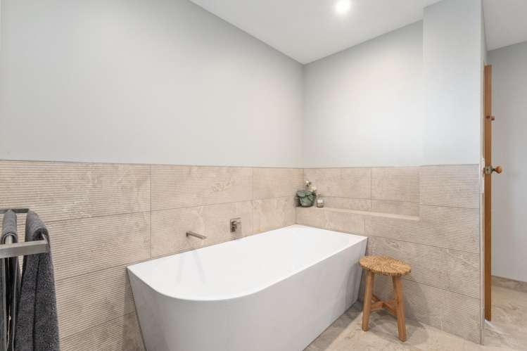 356 Hadlow Road Claremont_15