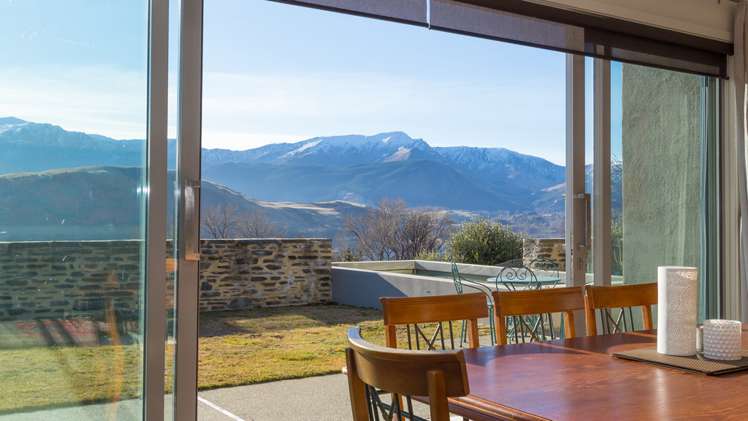 13 Jean Robins Drive Dalefield/Wakatipu Basin_11