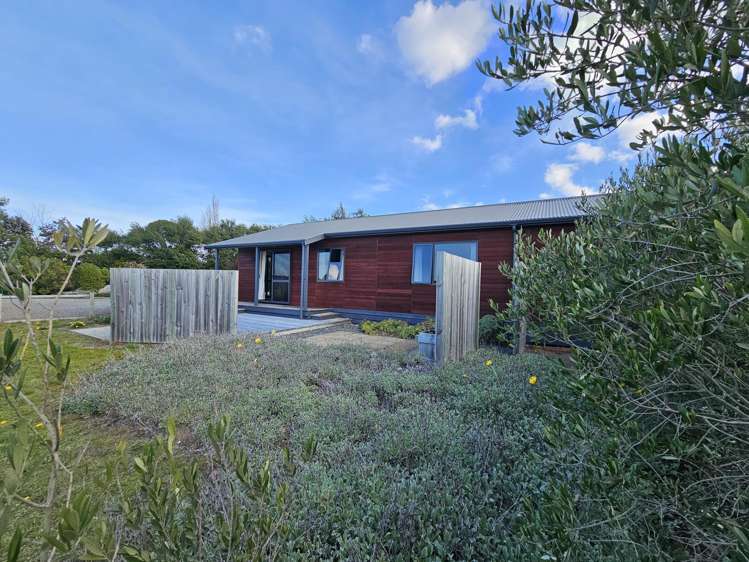 19 Shoreline Place Rarangi_15
