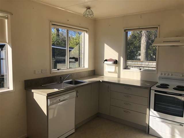 1/16 Cobham Crescent 10816_4