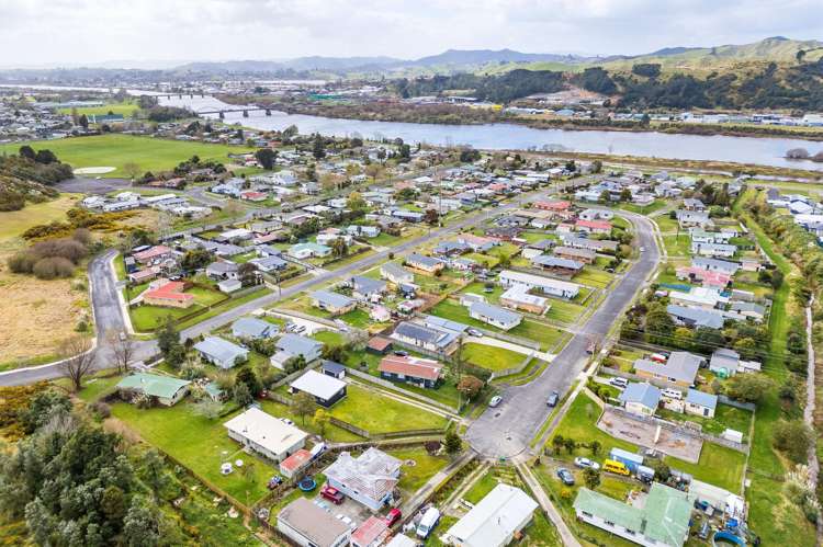 34 Blundell Place Huntly_21