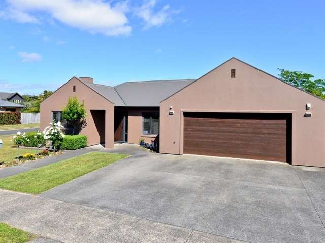 70 Cairns Crescent Rototuna_1