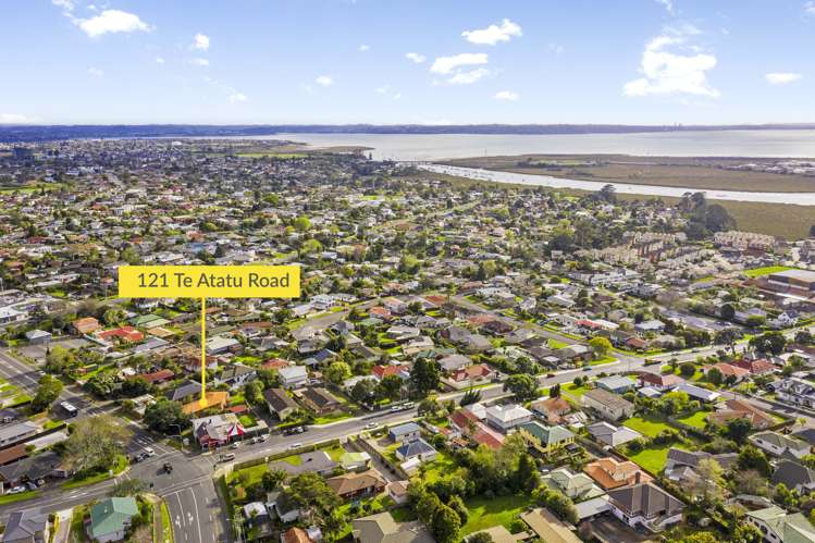 121 Te Atatu Road Te Atatu South_24
