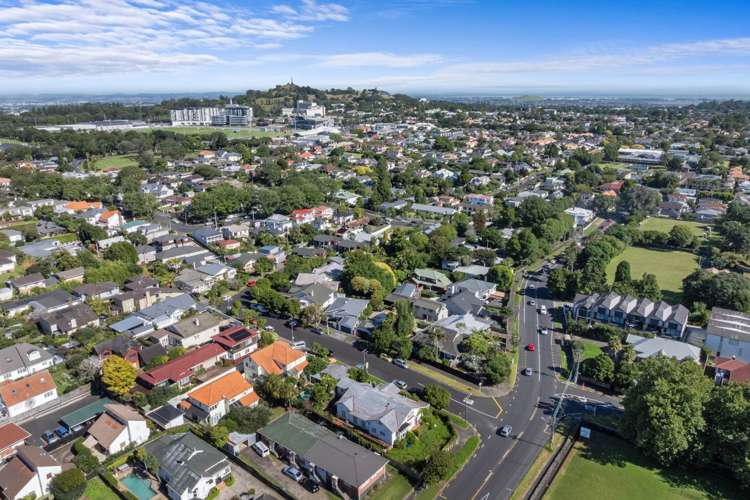 188 & 188A Gillies Avenue Epsom_27