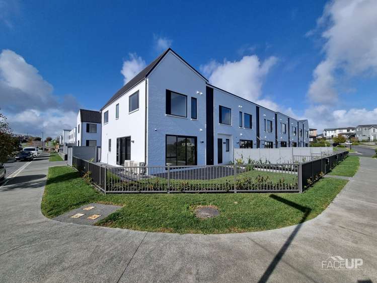 6/21 Boyes Avenue Whenuapai_1
