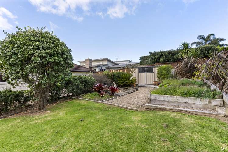 7 Liberty Crescent Beachlands_28