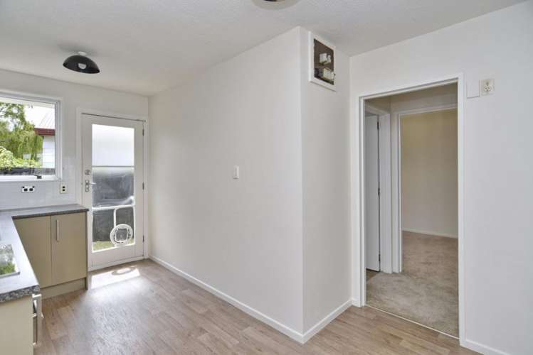 4/6 Lane Street Woolston_8