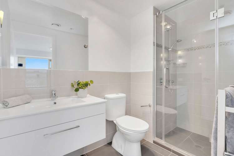 1104/168 Hobson Street Auckland Central_11