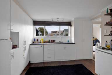 221A South Road_3