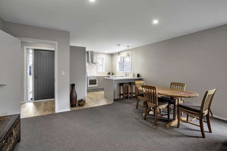 6 Sandstone Crescent Rolleston_3