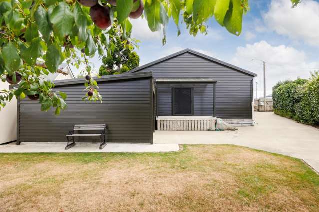 121-123 High Street Bulls_3