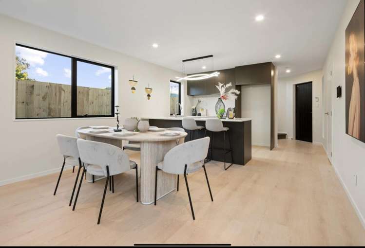 8b Deuxberry Avenue Northcote_5