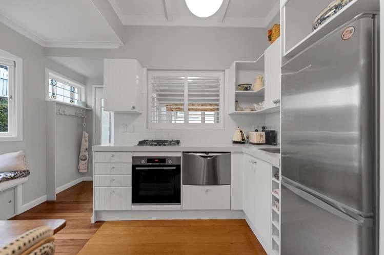 1/15A Kerr Street Devonport_5