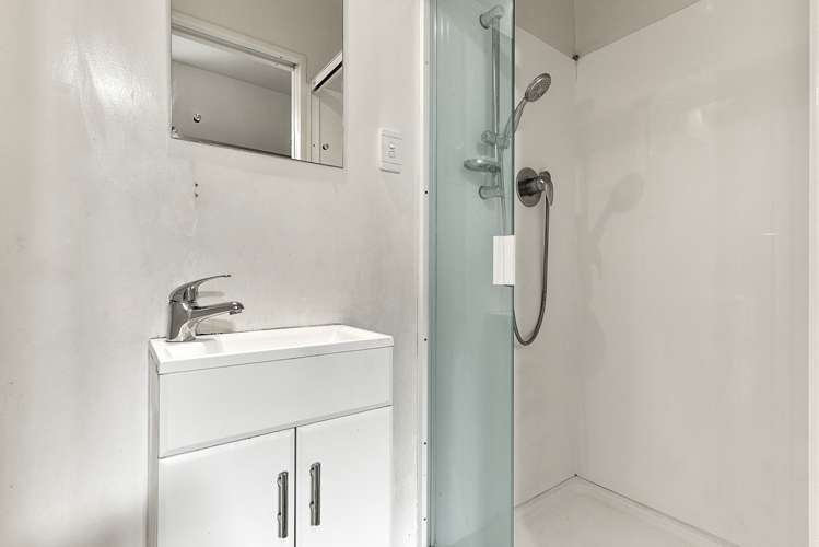 193 Godley Road Titirangi_29