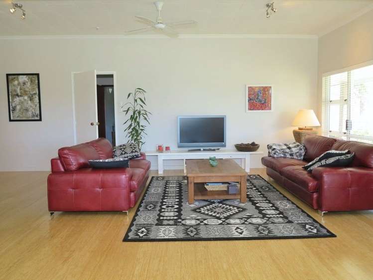 167 One Spec Road Takaka_5