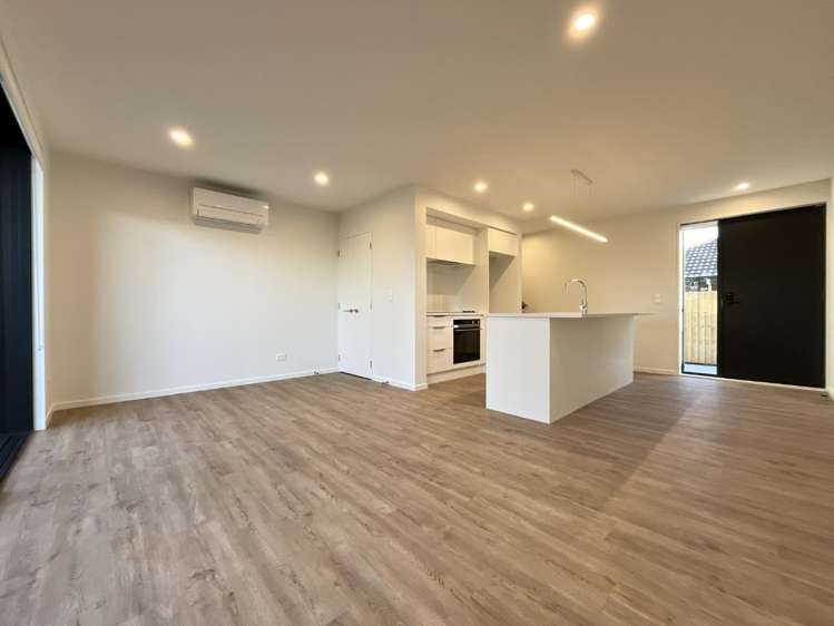 8/83 Edinburgh Street 10222_6