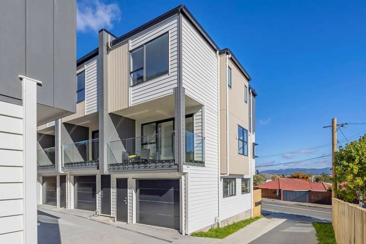 128 Vodanovich Road Te Atatu South_7