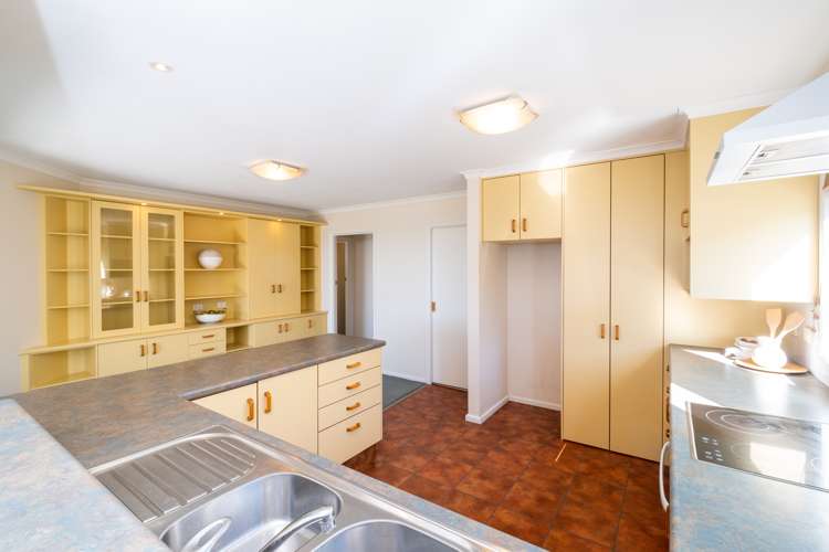 71 The Esplanade Westshore_7