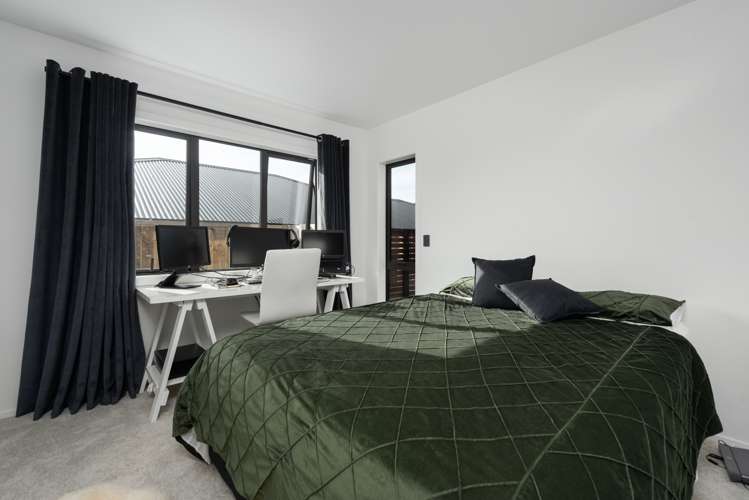 24 Puhirake Crescent Pyes Pa_9