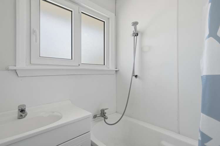 1/3 Bourne Crescent Papanui_9