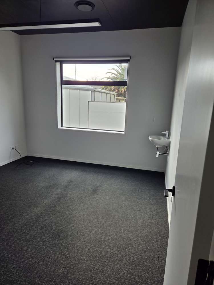 130a Vivian Street New Plymouth Central_11